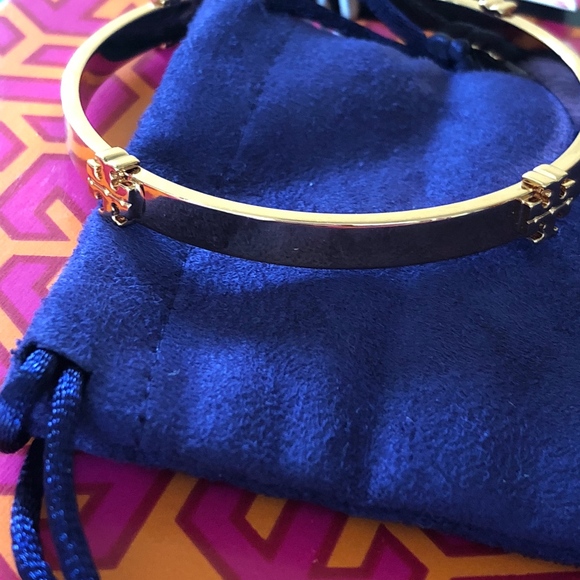 NWT TORY BURCH GOLD Logo Bangle Bracelet - Picture 4 of 7